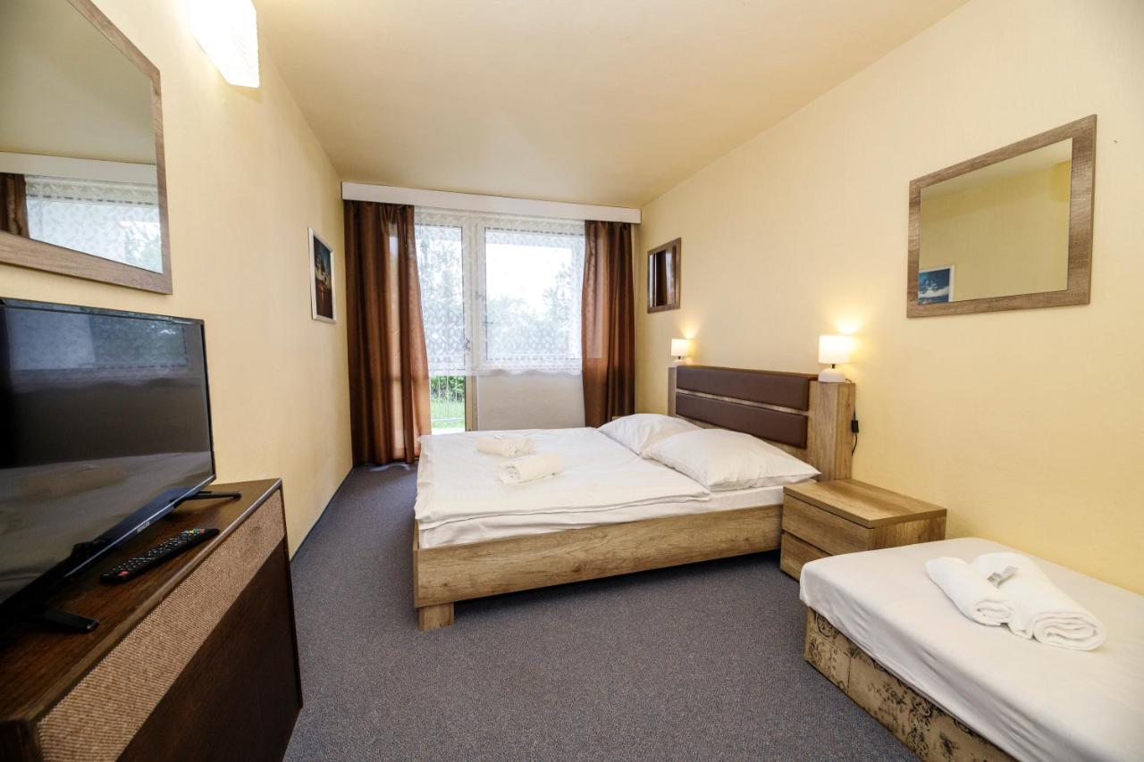 Hotel Panorama Orlík Klucenice Exteriér fotografie